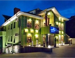 Weekend Boutique Hotel