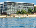 Marine Hotel