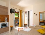 Chrismos Luxury Suites & Studios