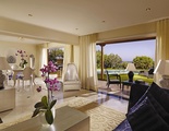 Out Of The Blue, Capsis Elite Resort Oh! All Suite Hotel