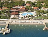 Crystal Flora Beach Resort