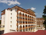 Estreya Residence