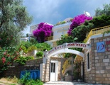 Sun Rose Apartments