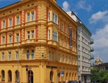 Downtown Hotel 
