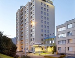Fortuna West, Prag